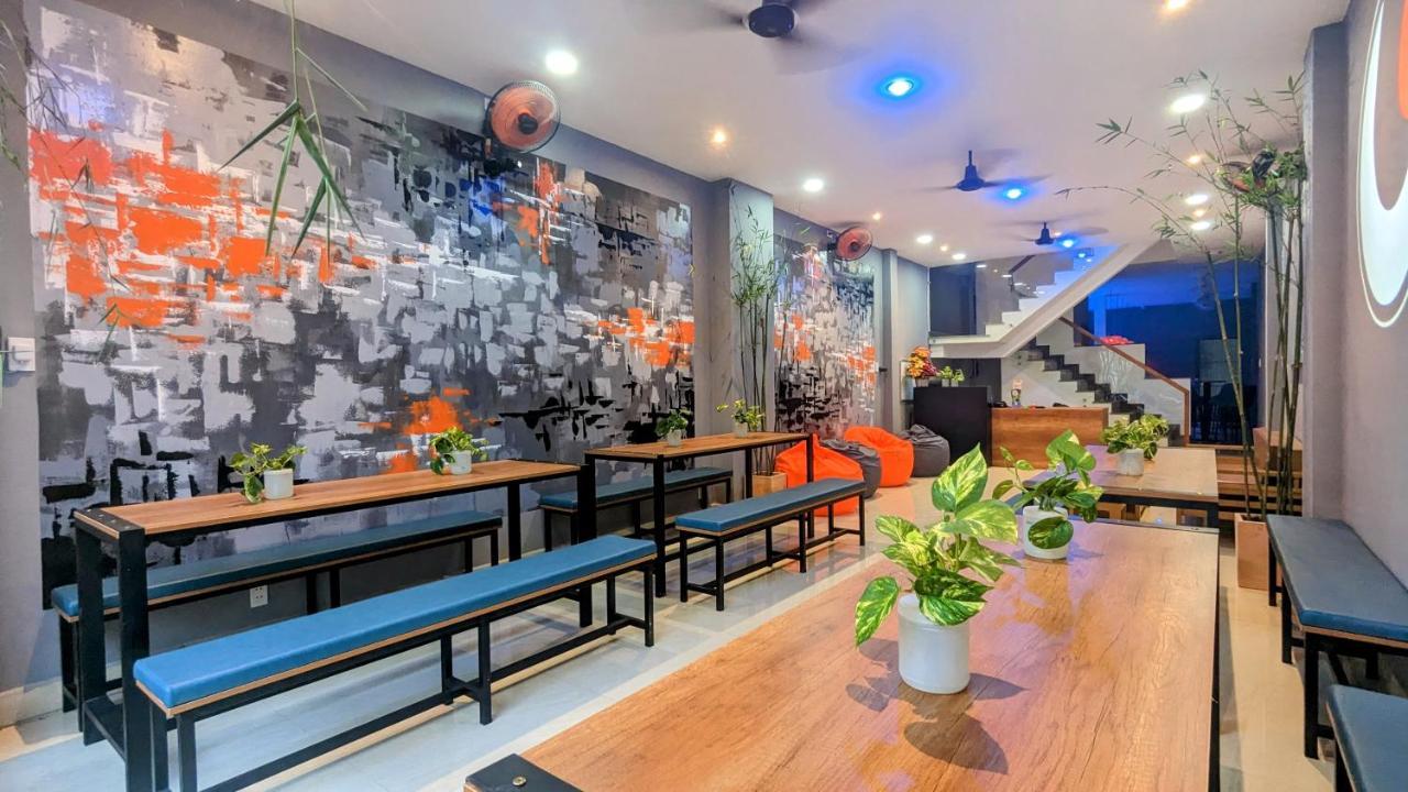 Хостел Base Backpackers Хошимин Экстерьер фото